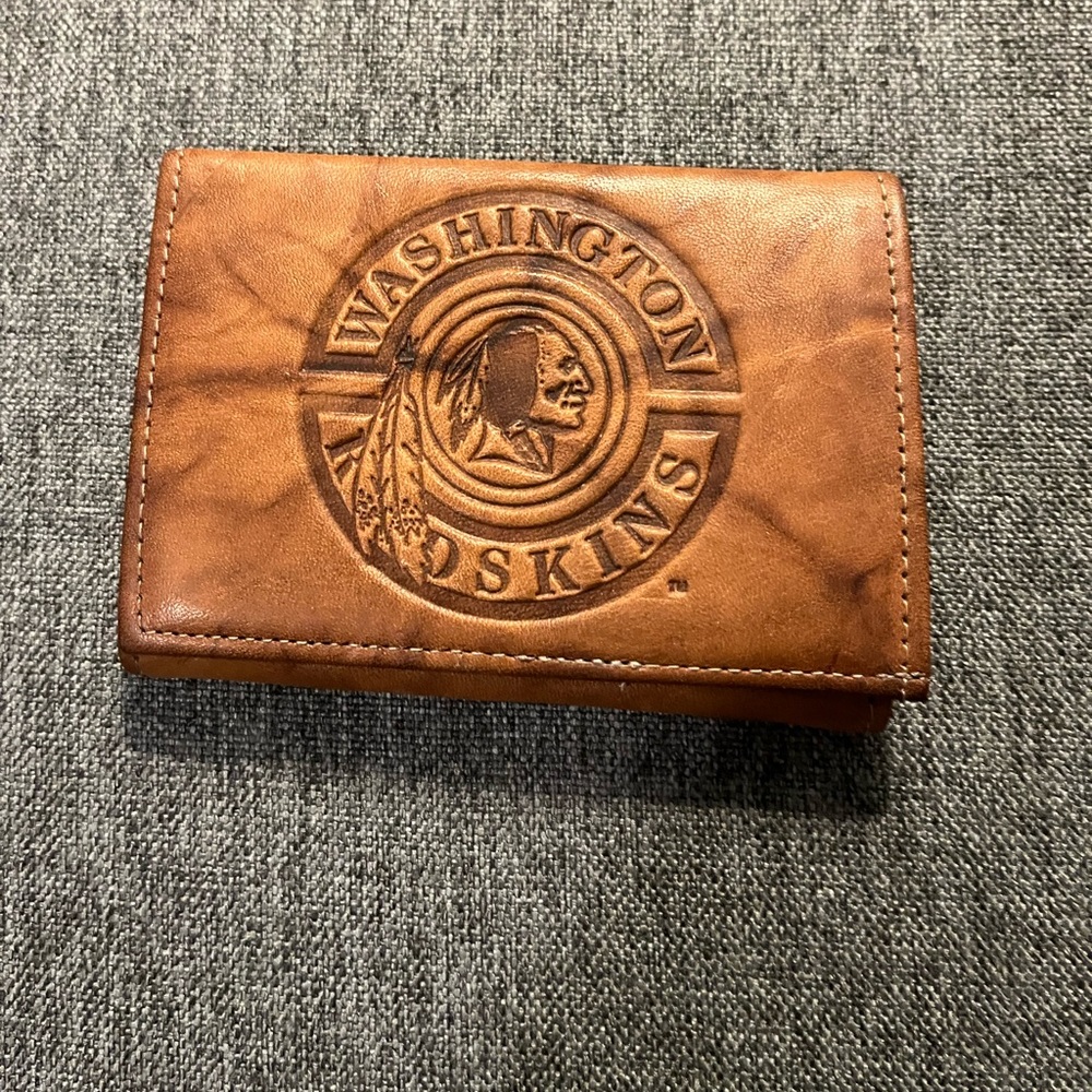 Washington Redskins wallet.